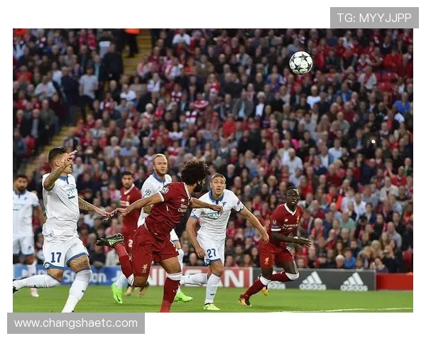 拜仁多队关注科隆新星马拉转会前景尚未进入实质谈判阶段