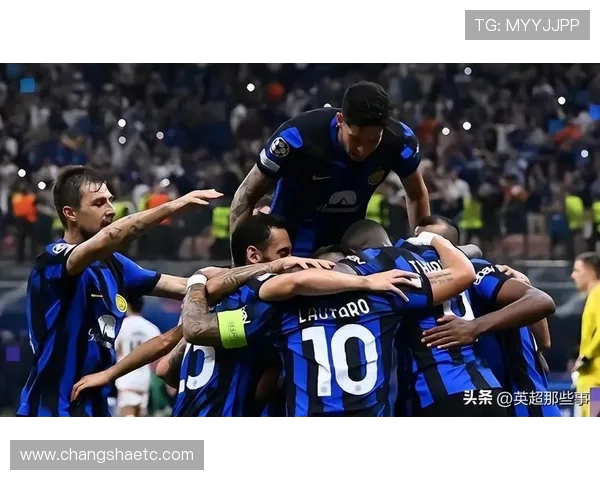 拜仁全胜领跑五大联赛场均积分 皇马阿森纳紧随其后争冠态势显著 拜仁全胜领跑五大联赛场均积分 皇马阿森纳紧随其后争冠态势显著