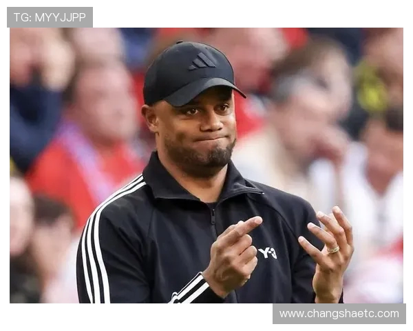 孔帕尼:赛季开局14连胜背后我们球队渴望胜利的动力与专注